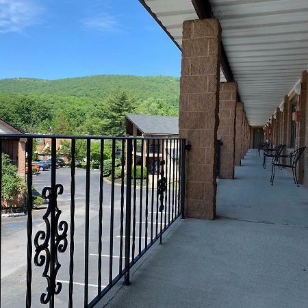 West Point Motel 하이랜드폴스 외부 사진