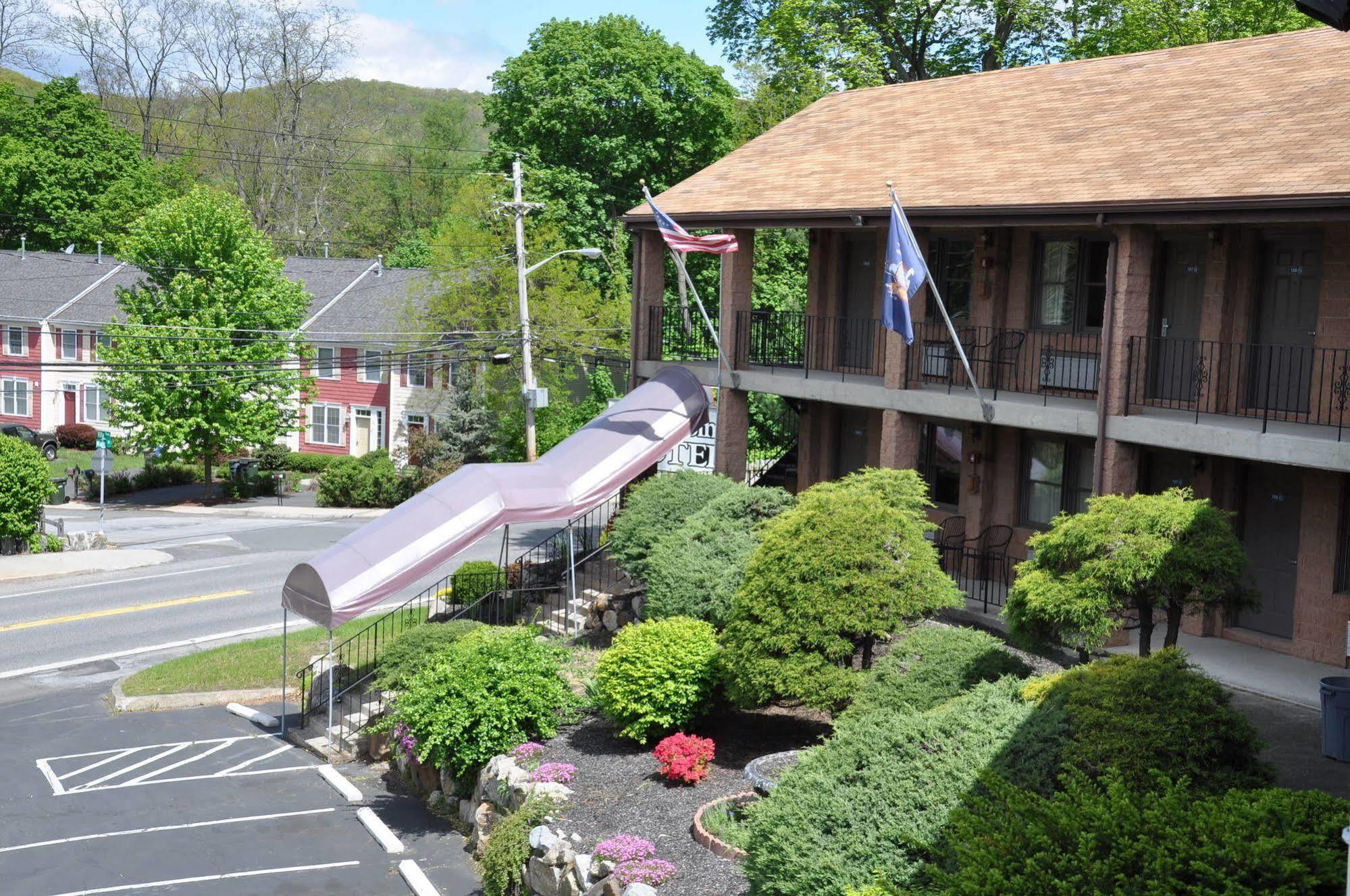 West Point Motel 하이랜드폴스 외부 사진