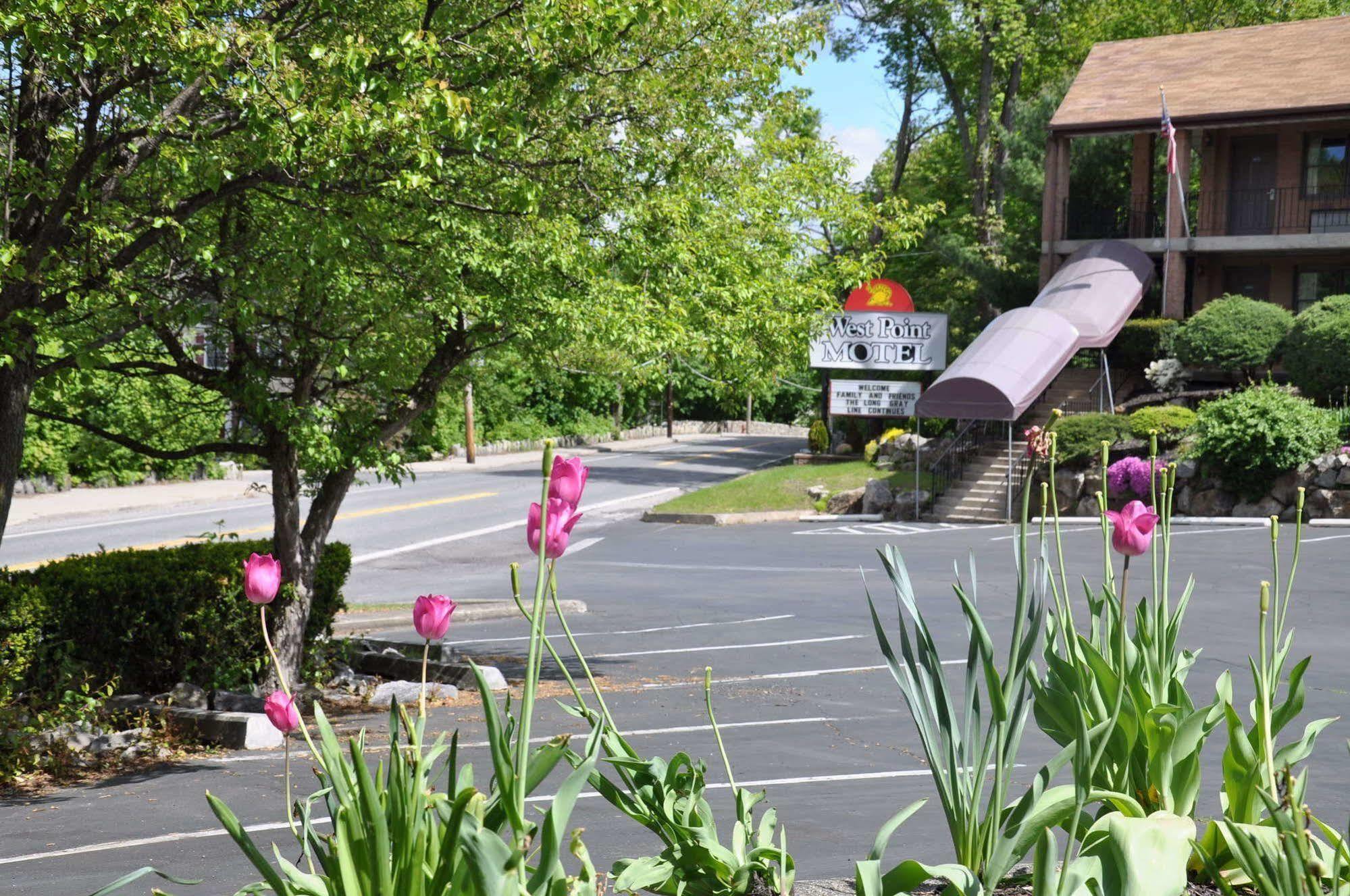 West Point Motel 하이랜드폴스 외부 사진