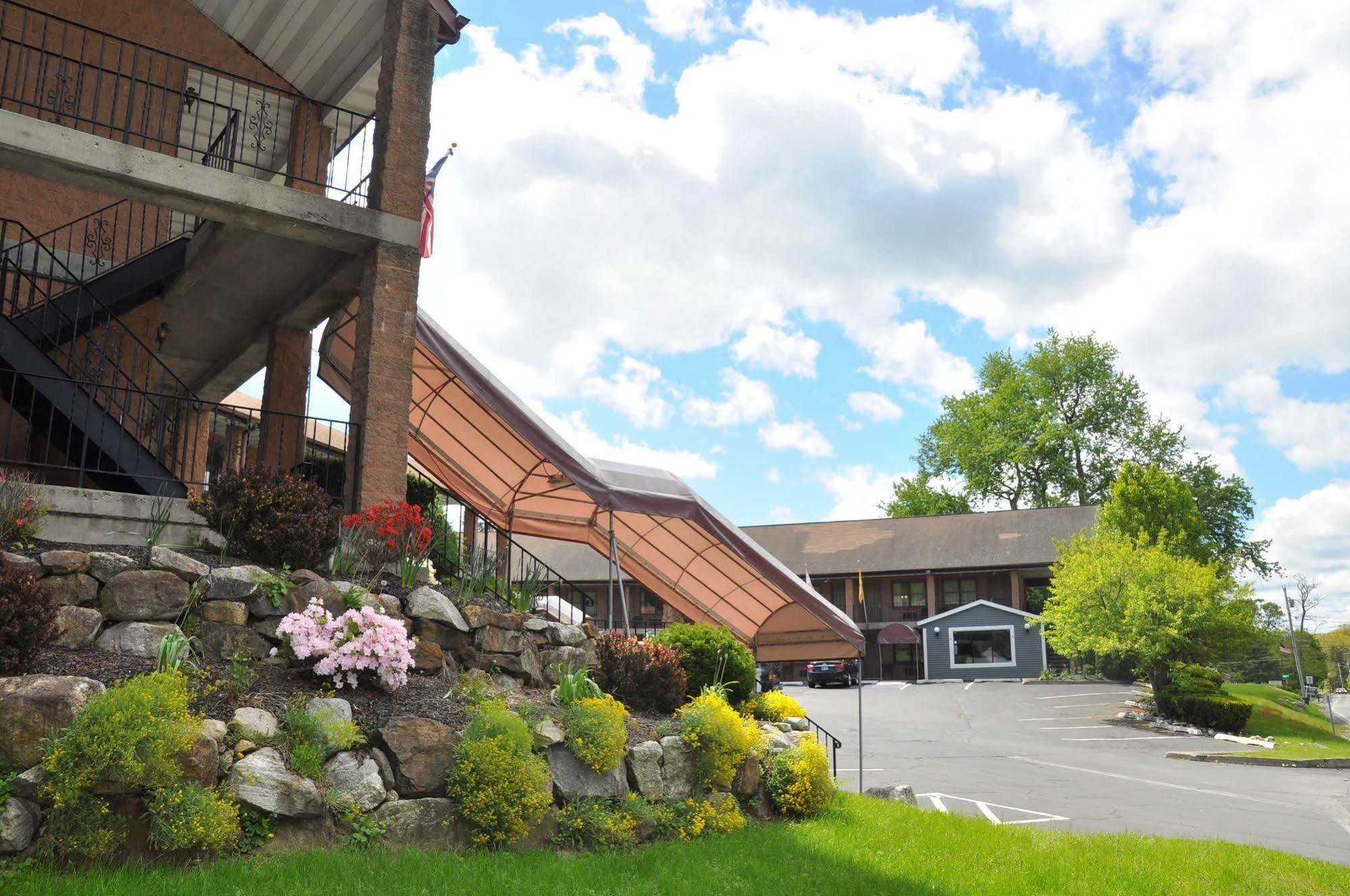West Point Motel 하이랜드폴스 외부 사진