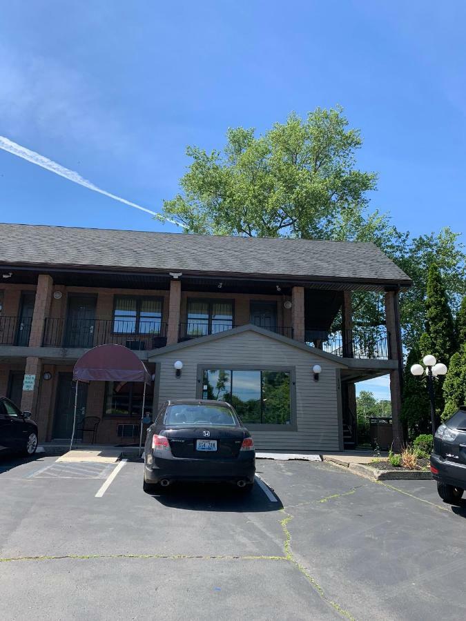 West Point Motel 하이랜드폴스 외부 사진